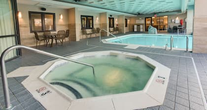 Drury Inn & Suites Louisville East