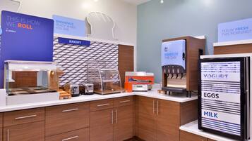 Desayuno bufé gratuito y diario