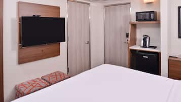 Premium bedding, pillowtop beds, in-room safe, individually decorated
