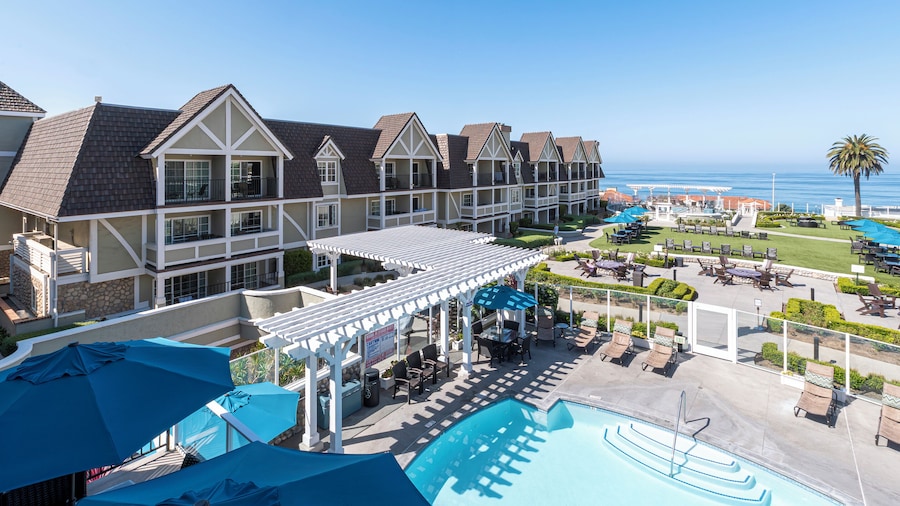 Carlsbad Inn Beach Resort