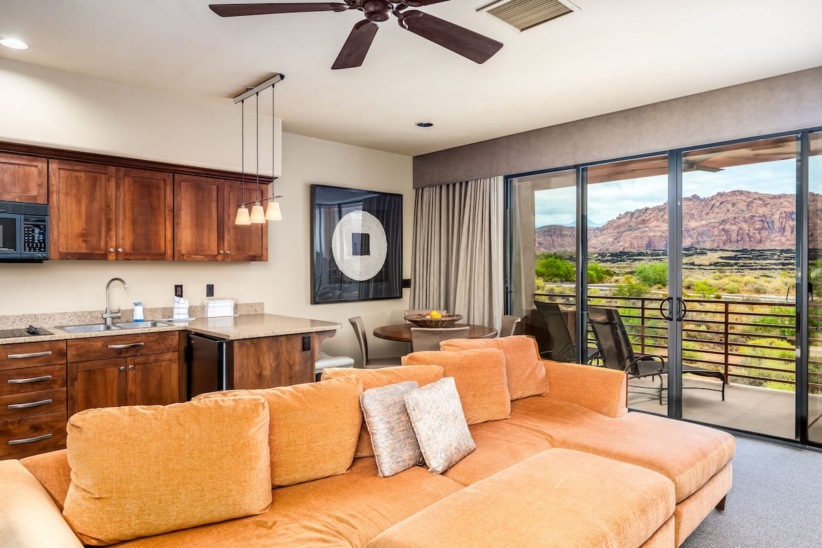 55-inch smart tv with cable channels, tv