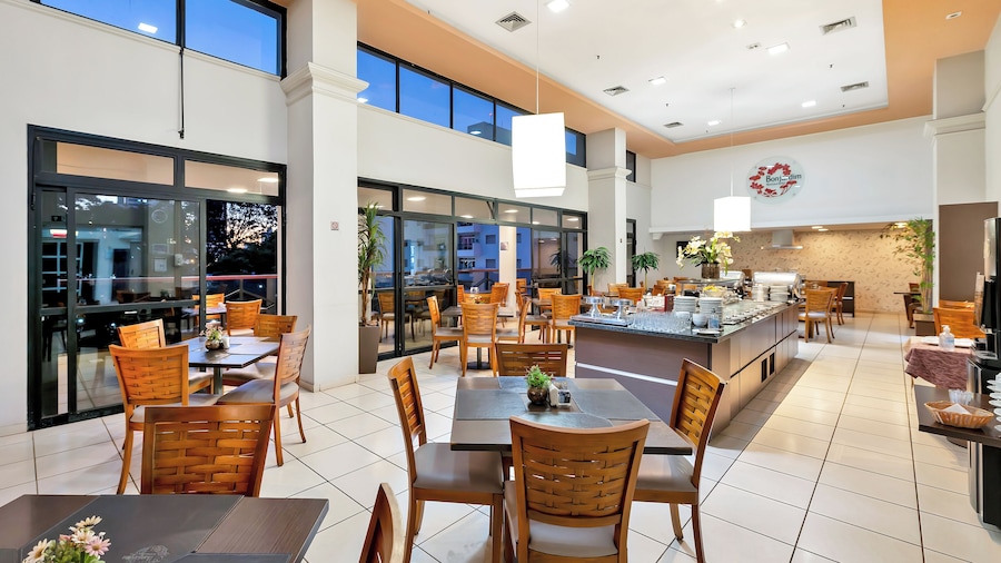 Blue Tree Garden Bauru