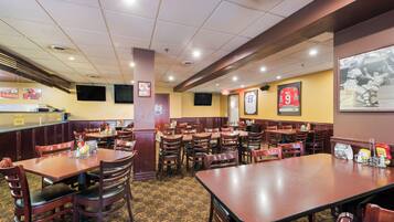 Desayuno a la carta gratuito y diario