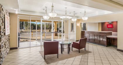 Red Roof Inn & Suites Pensacola East - Milton