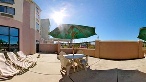 Terrace/patio - Baymont by Wyndham Mooresville (Mooresville)