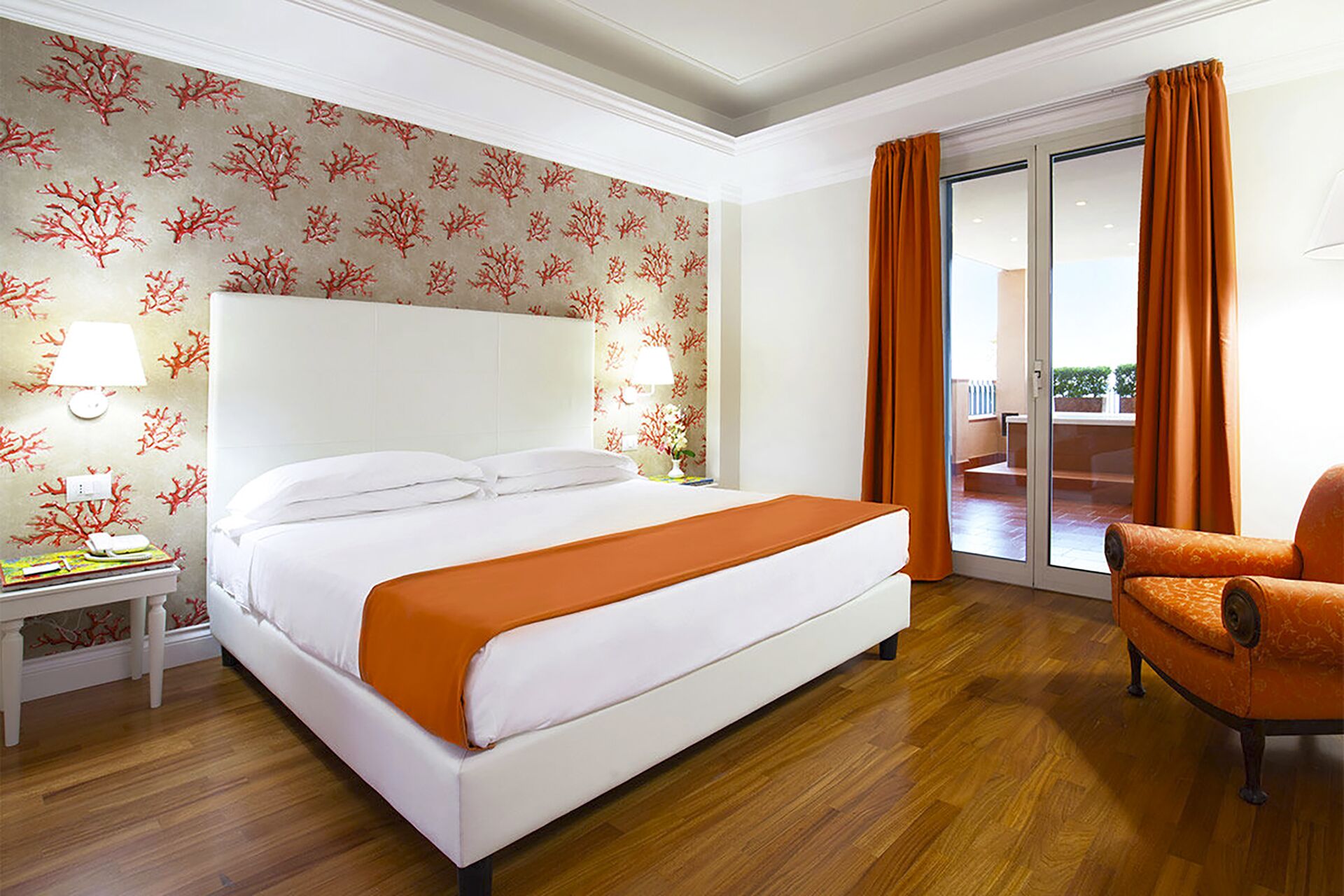 caparena suite | minibar, in-room safe, desk, soundproofing