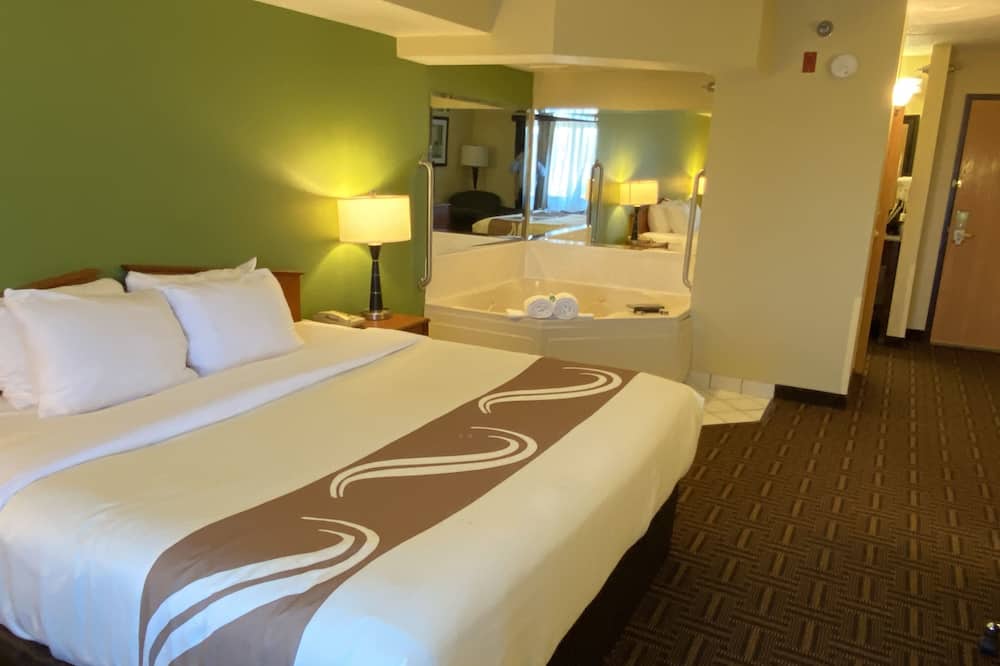 Quality Inn Bolingbrook I-55