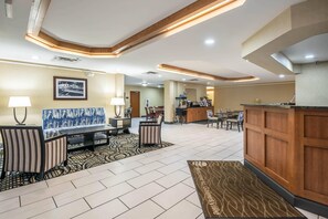 Lobby - Comfort Inn University (Gainesville)