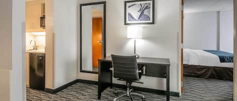 Coffres-forts dans les chambres, bureau, rideaux occultants