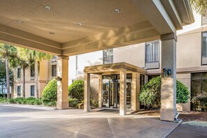 Exterior - Comfort Inn University (Gainesville)