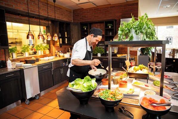 Free buffet breakfast