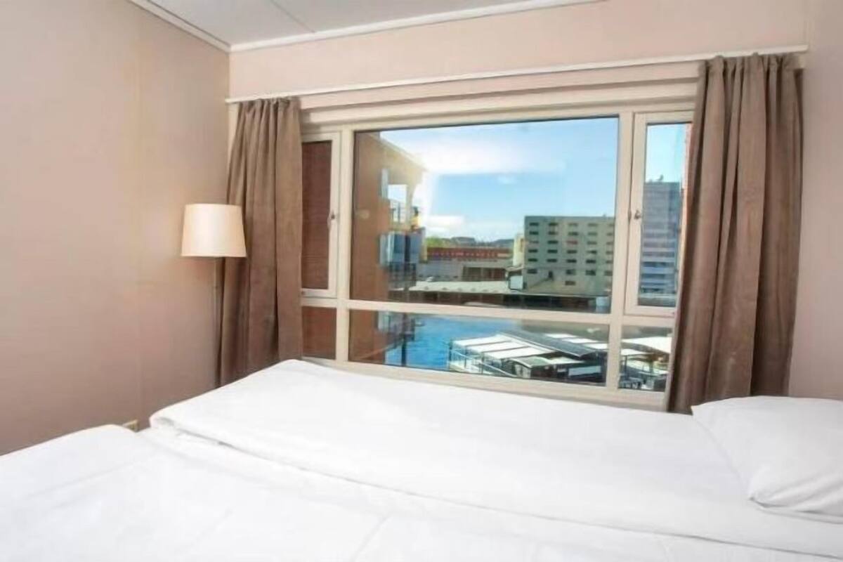 Blackout curtains, iron/ironing board, bed sheets