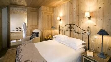 Minibar, coffres-forts dans les chambres, bureau, chambres insonorisées