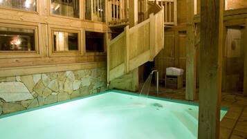 Indoor pool, outdoor pool