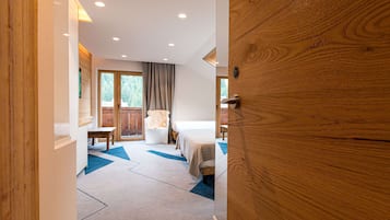 Superior Room, Multiple Beds, Non Smoking, Mountain View | Minibar, in-room safe, desk, soundproofing