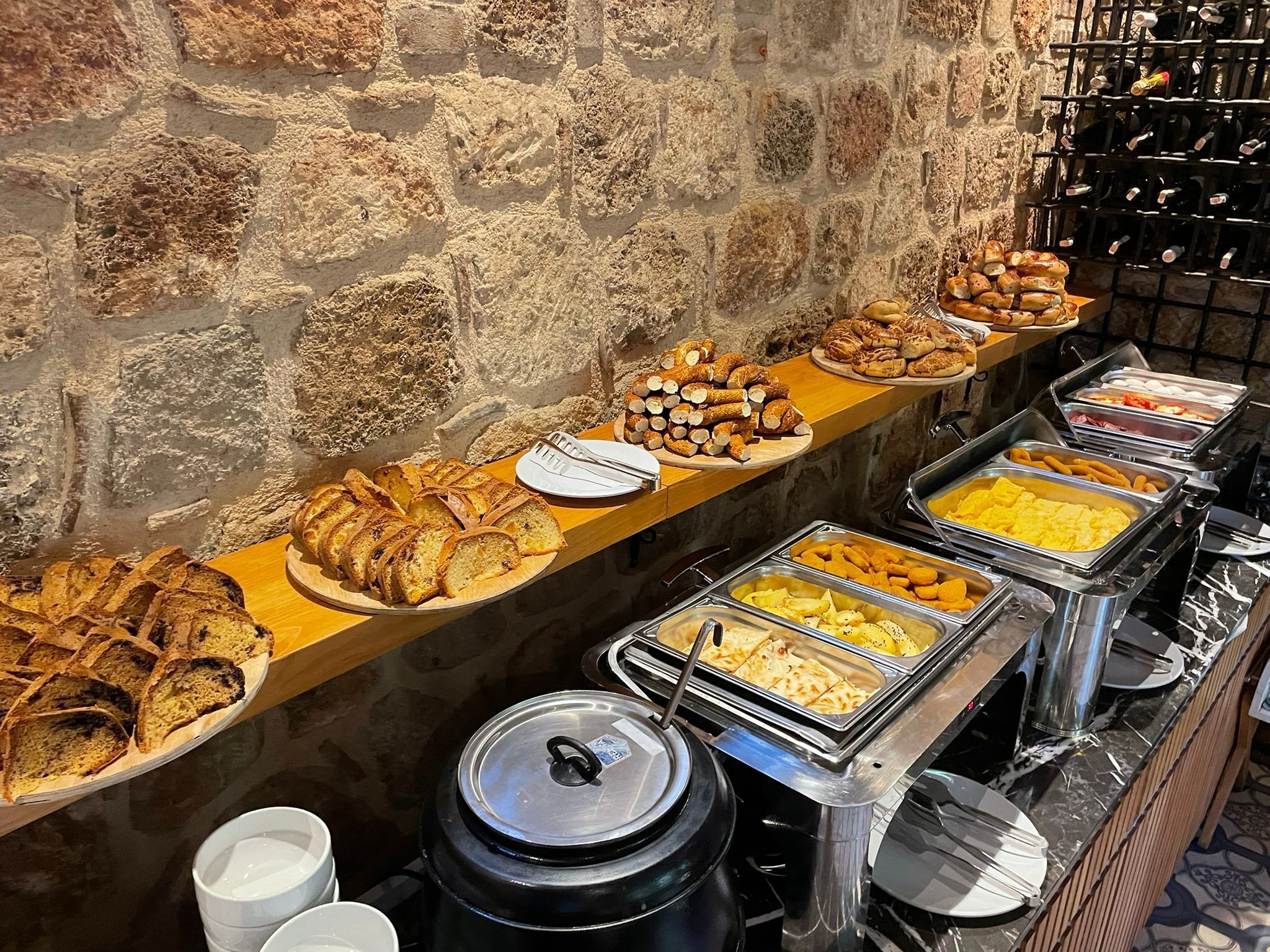 Bữa sáng buffet