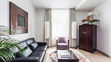 Junior Suite | Living area