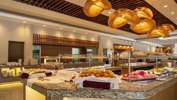 Desayuno buffet incluido todos los días