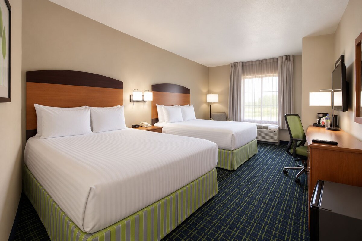 Business Room, 2 Queen Beds, Non Smoking | Premium bedding, down comforters, in-room safe, desk