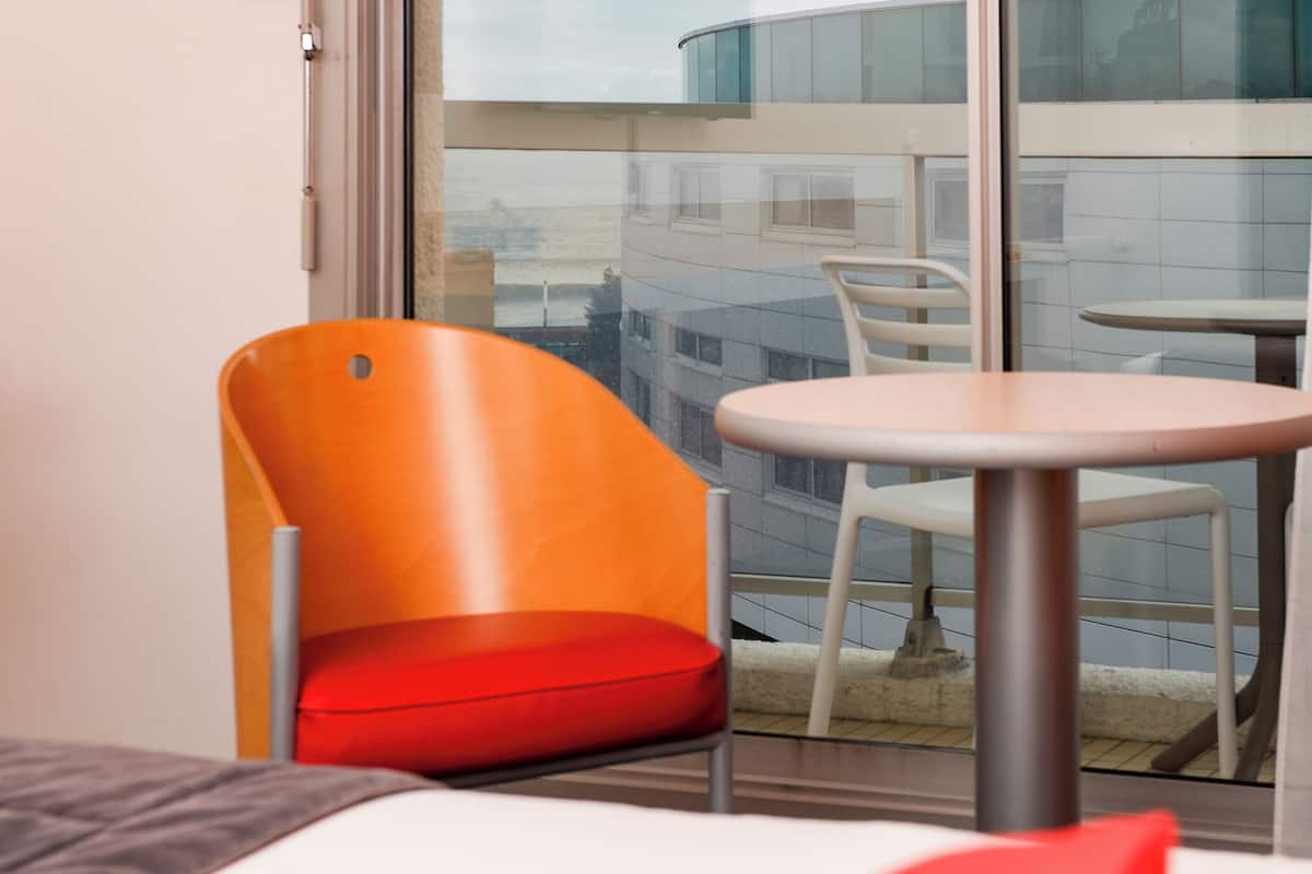 superior room, partial sea view | in-room safe, laptop workspace, soundproofing, free wifi