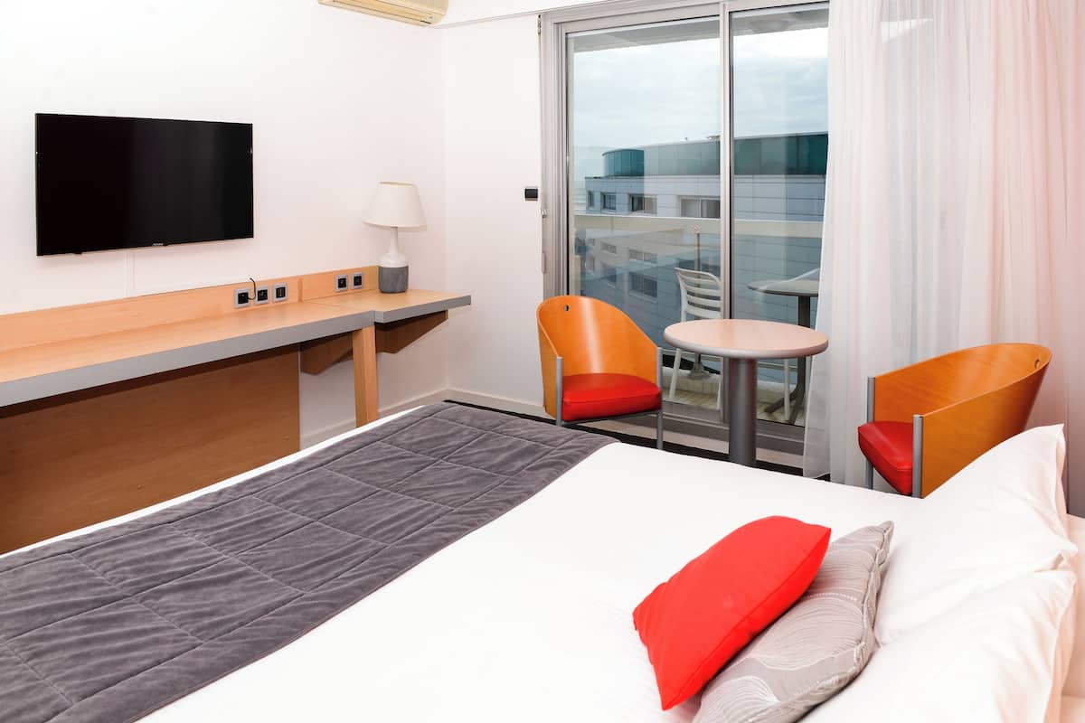 Superior Room, Partial Sea View | View from room