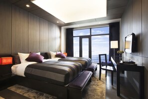 Premium bedding, down duvets, minibar, in-room safe - Paradise Hotel Busan (Busan)