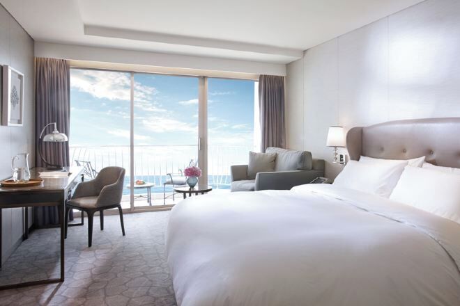 Premium bedding, down duvets, minibar, in-room safe