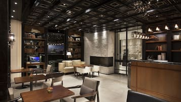 4 间餐厅,供应早餐、午餐和晚餐,中国菜