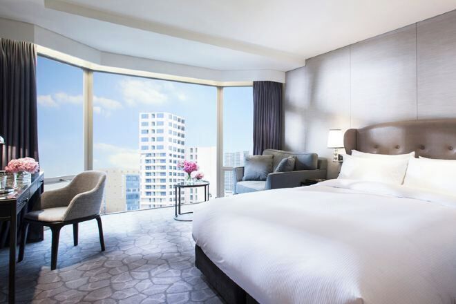 Premium bedding, down duvets, minibar, in-room safe