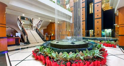 The Orchid Hotel Mumbai Vile Parle