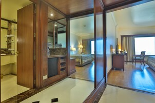 In-room safe, laptop workspace, blackout curtains, soundproofing
