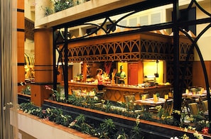 3 restaurants, breakfast, lunch, dinner served; barbecue