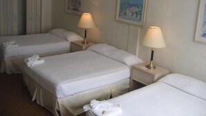 Unclassified image, 5 of 12, button - Venezia Hotel (Miami Beach)