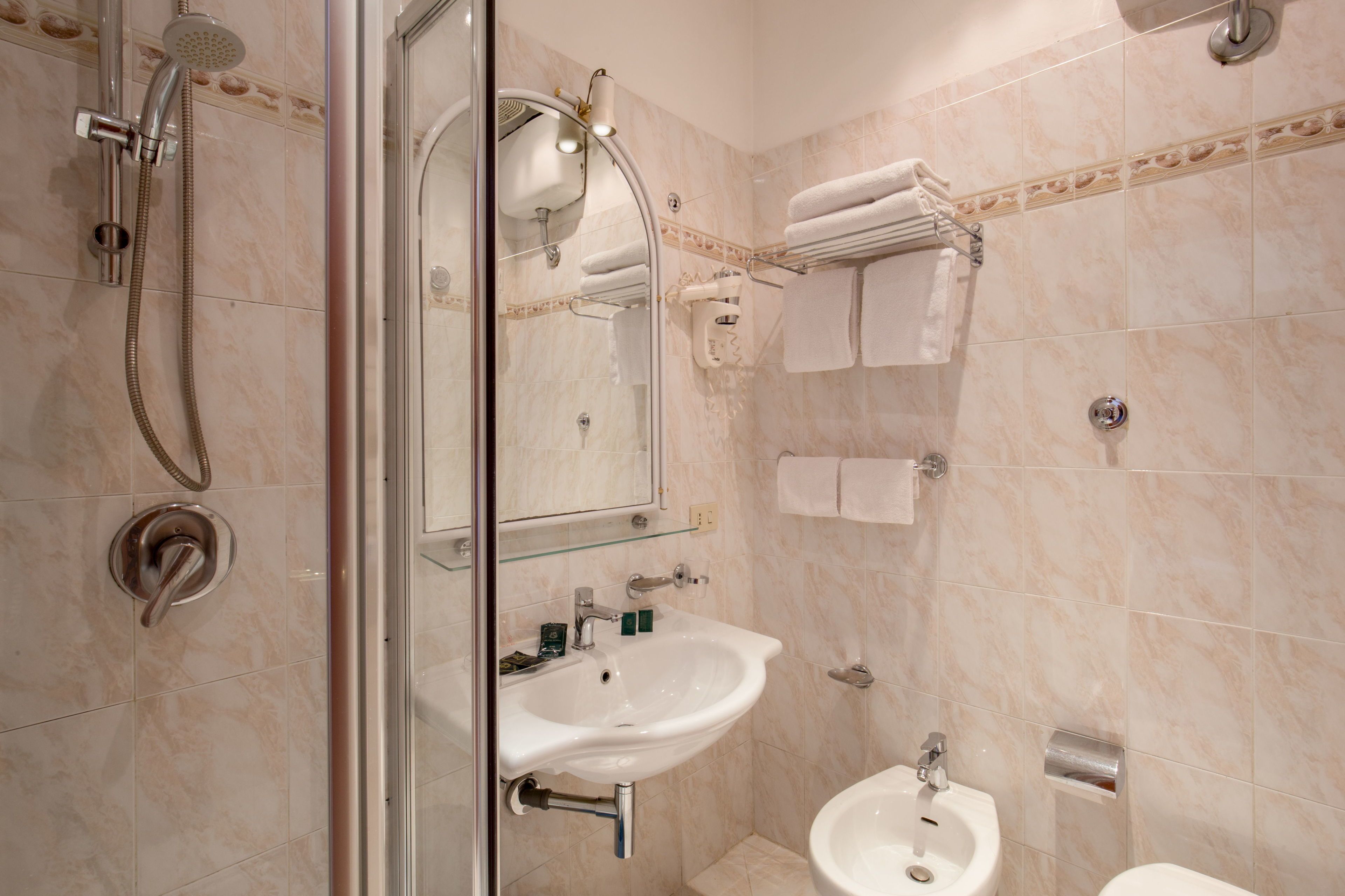 shower, rainfall showerhead, free toiletries, hair dryer