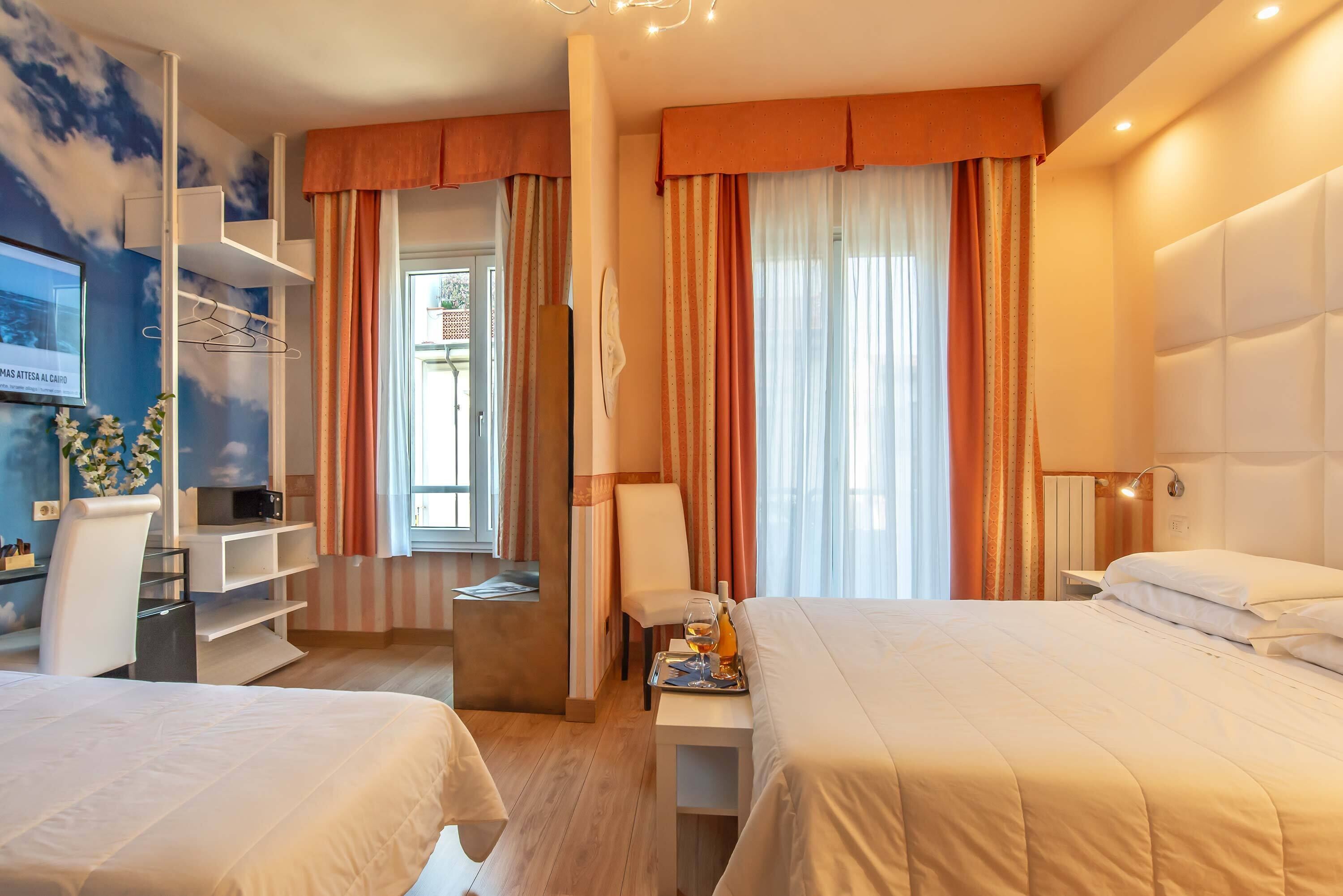 1 bedroom, hypo-allergenic bedding, minibar, in-room safe