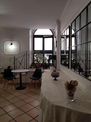 Interior - Hotel Julia (Rome)