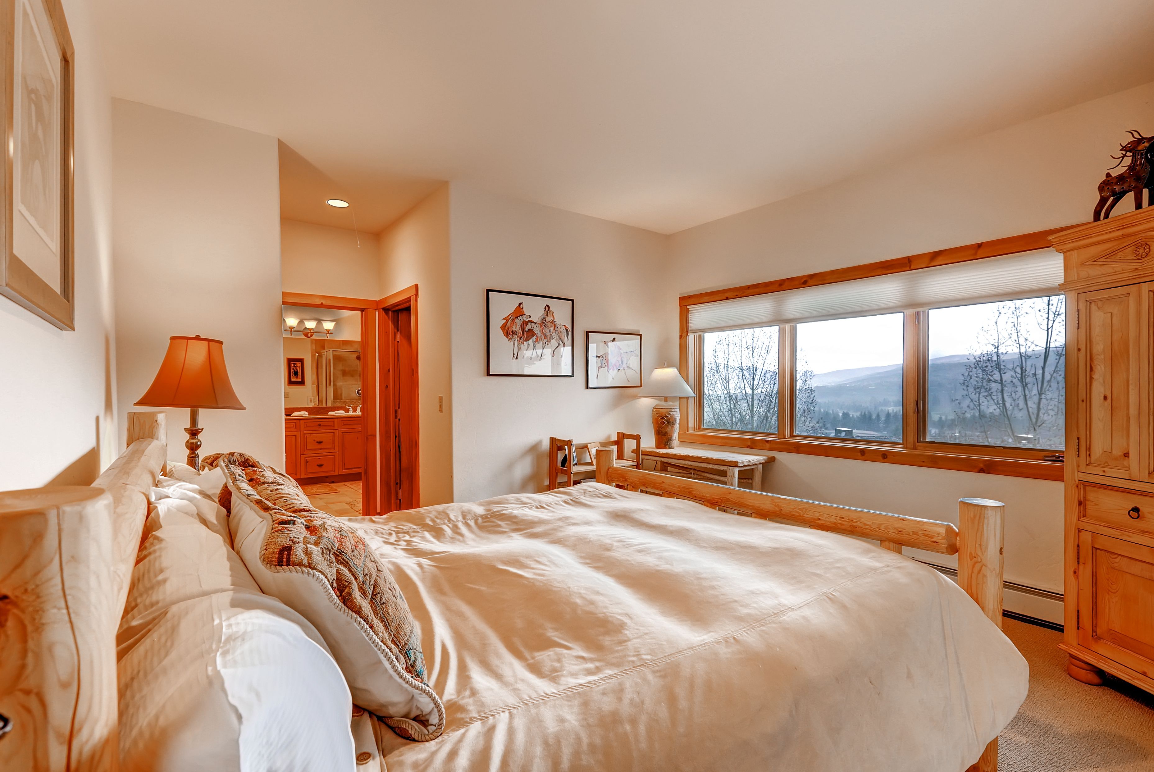 Premium Condo, 4 Bedrooms | Individually decorated, individually furnished, iron/ironing board