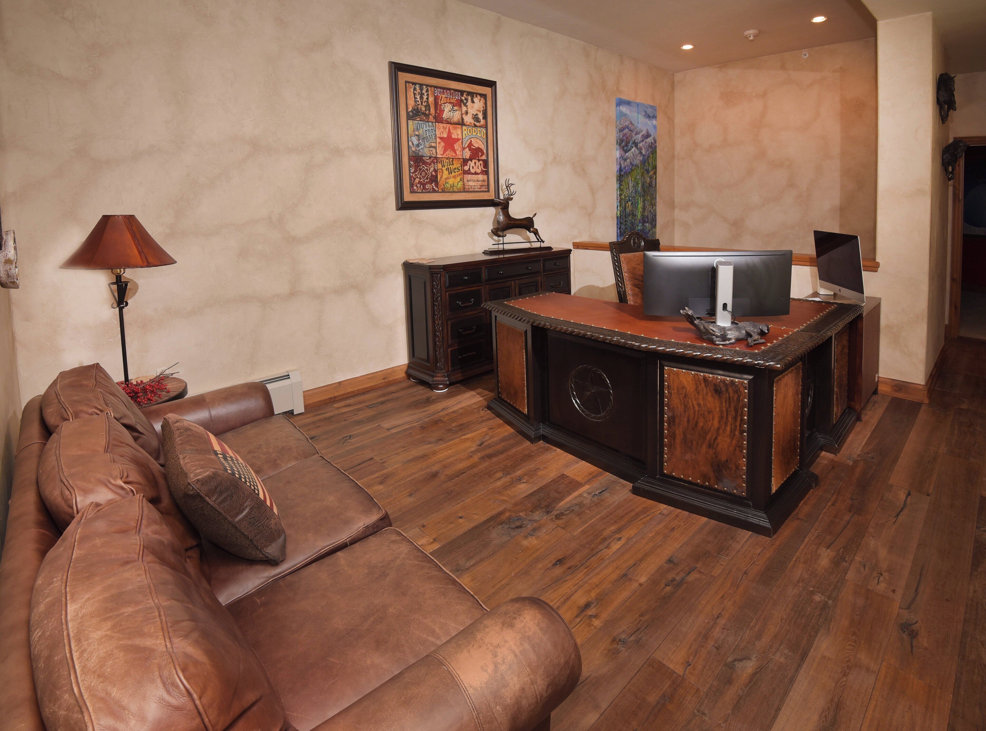 Condo, 4 Bedrooms (Loft & Den) | Living room