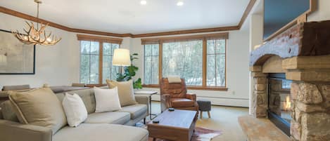 Condo, 2 Bedrooms | Living area | Flat-screen TV, fireplace