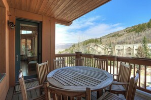 Condo, 4 chambres (plus Loft) | Terrasse/patio