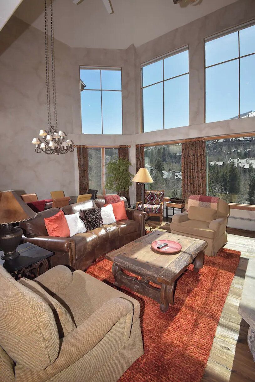 Televisión de pantalla plana, chimenea