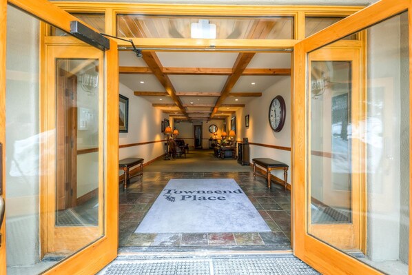 Exterior - Townsend Place, A Vail Resorts Property (Avon)