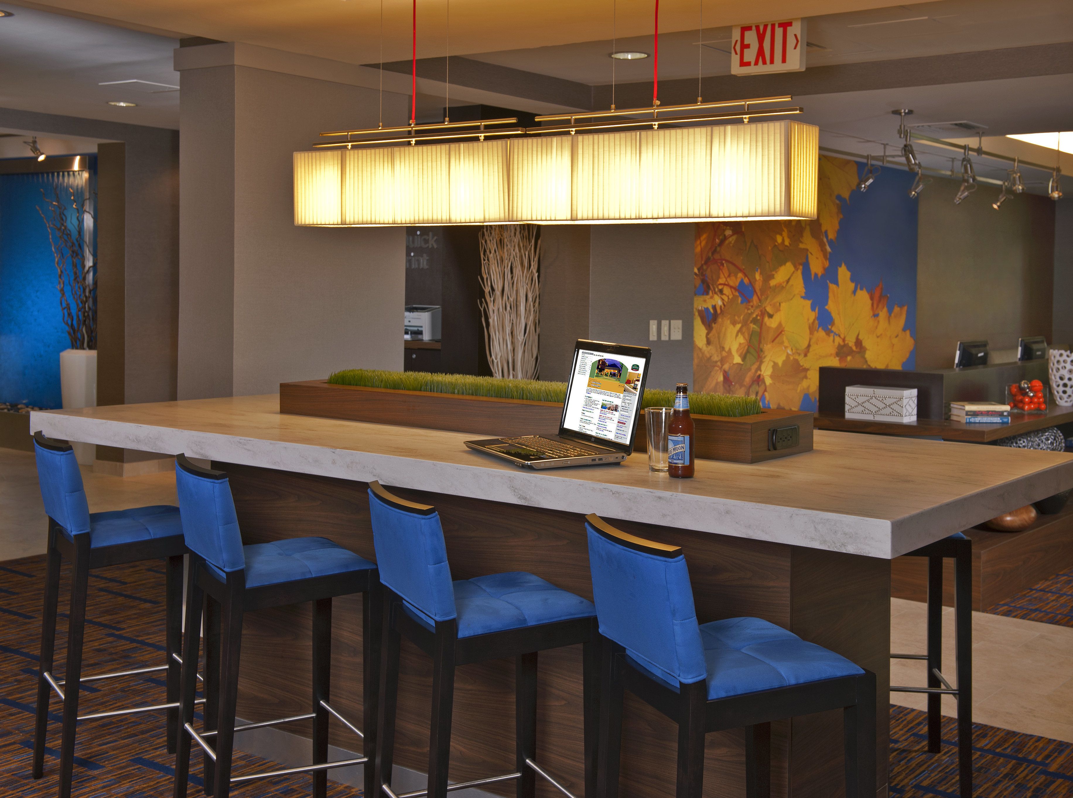 breakfast and dinner served, american cuisine