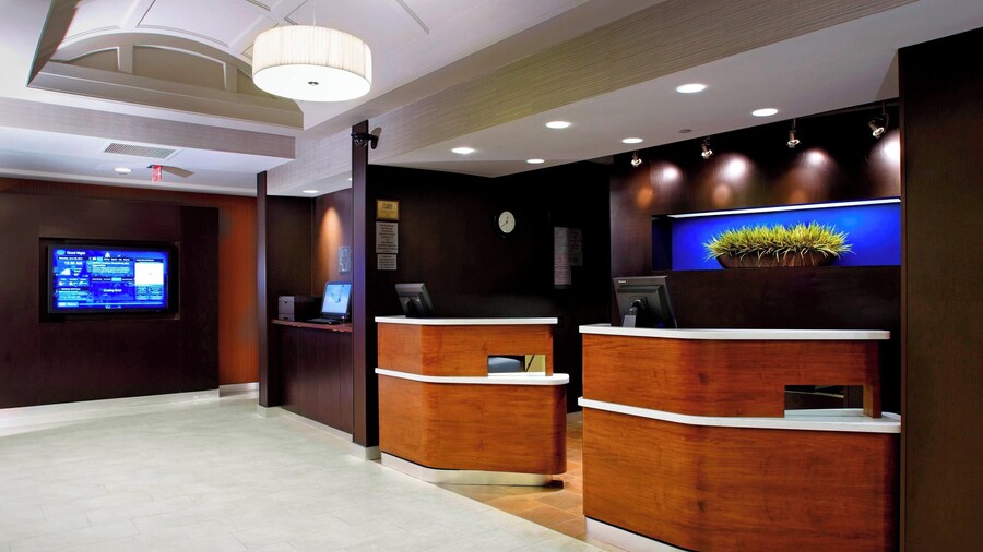 Courtyard by Marriott Newark Granville