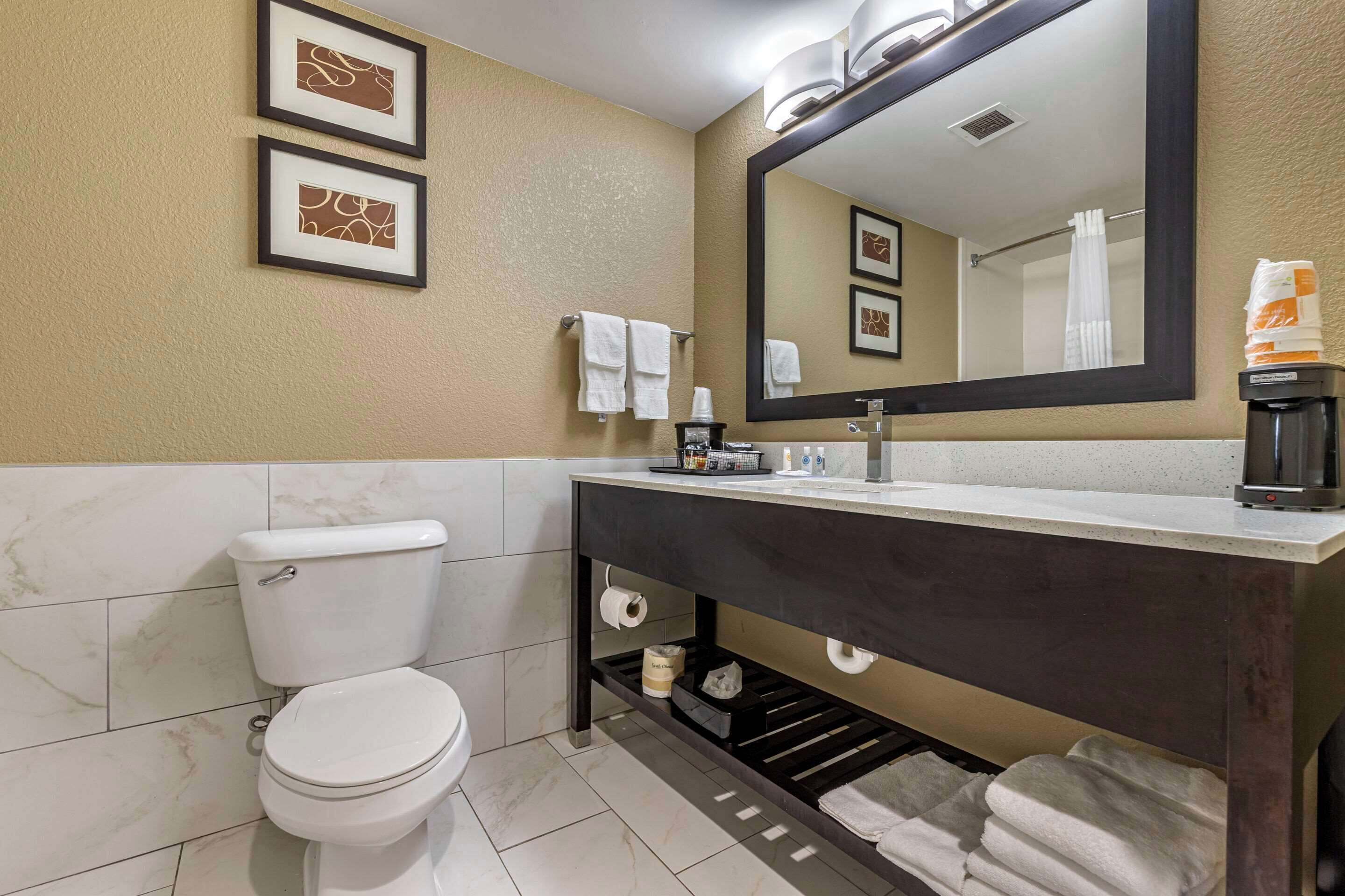 suite, multiple beds, non smoking (2 queen, 2 person sofa bed) | premium bedding, desk, iron/ironing board, rollaway beds