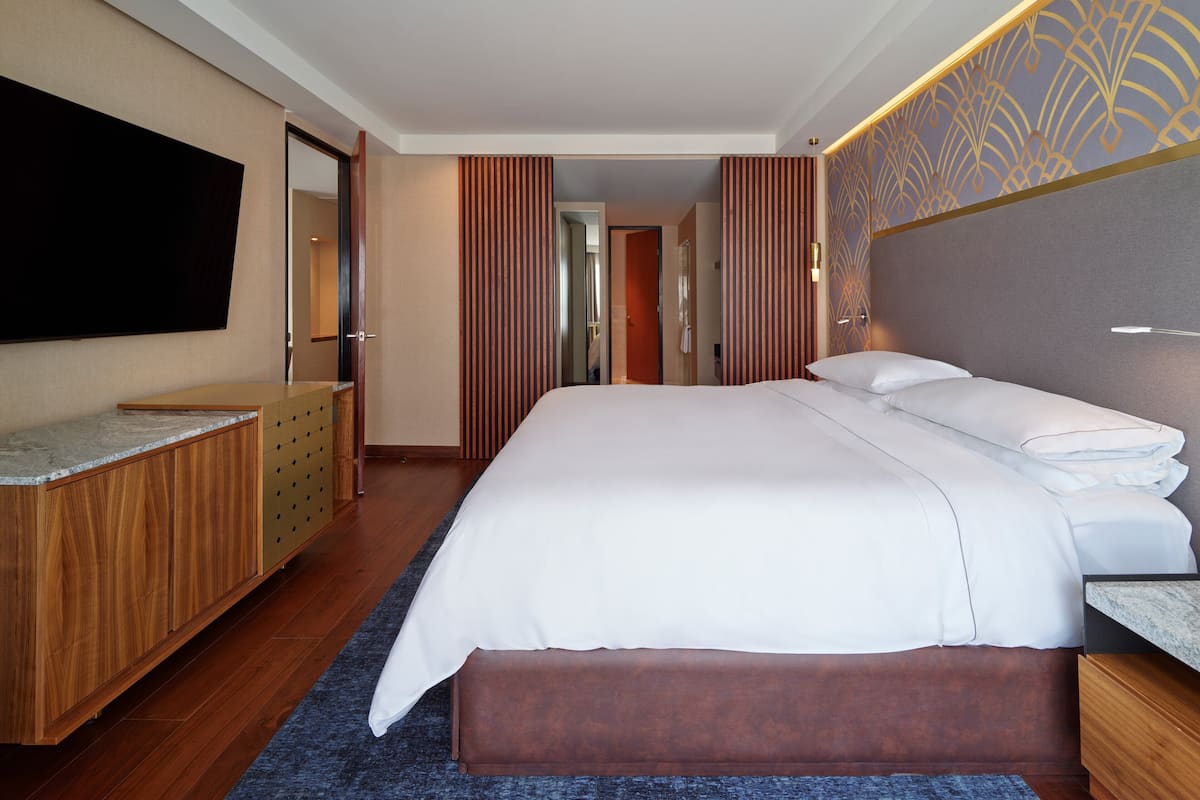 Suite Junior, 1 trĂšs grand lit, vue parc