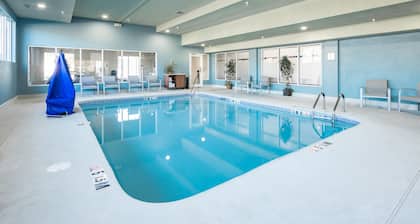 Holiday Inn Express & Suites Chattanooga (East Ridge) by IHG