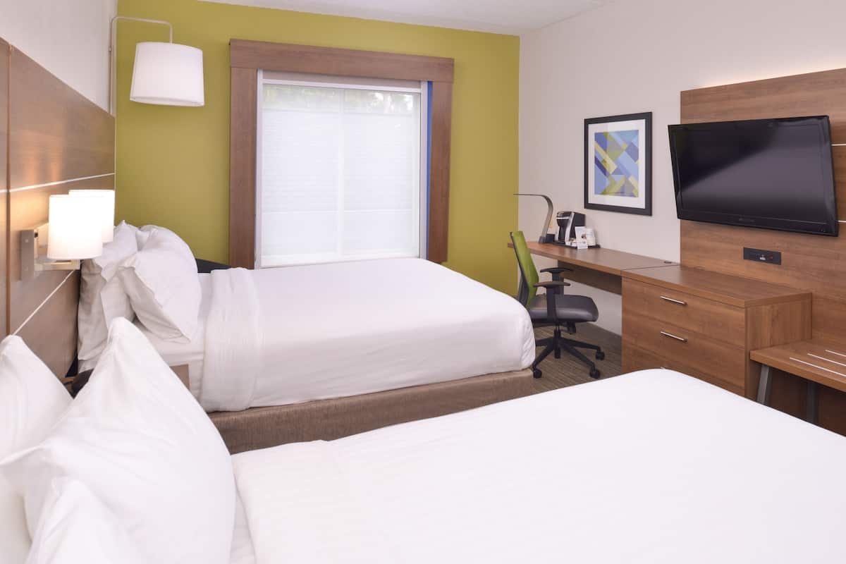 In-room safe, desk, iron/ironing board, rollaway beds