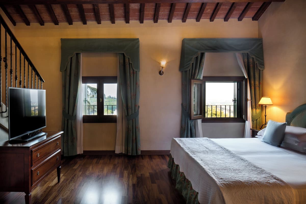 1 habitación, ropa de cama de alta calidad y minibar