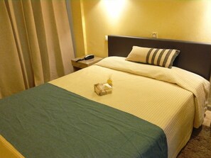 In-room safe, desk, cots/infant beds, rollaway beds